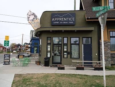 Apprentice Cafe atmosphere