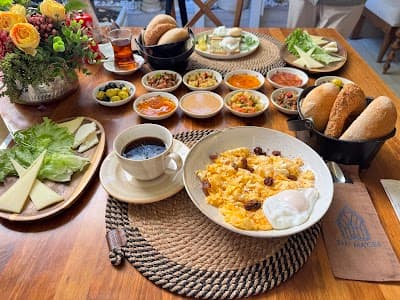 Blu Ma'Cel Breakfast atmosphere