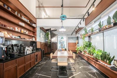 Interior of InLoveAgain in Athina 105 60
