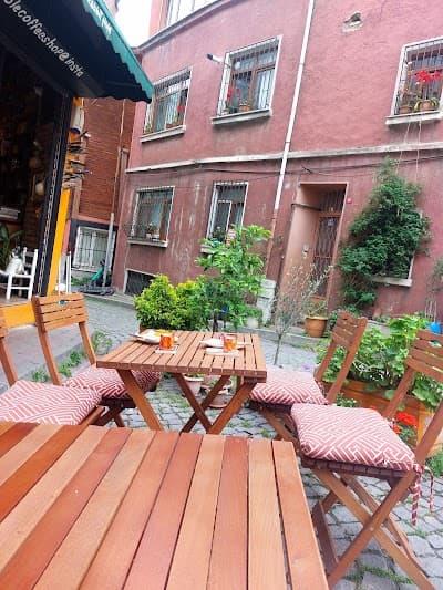 The Rabbit Hole Coffee Sultanahmet coffee
