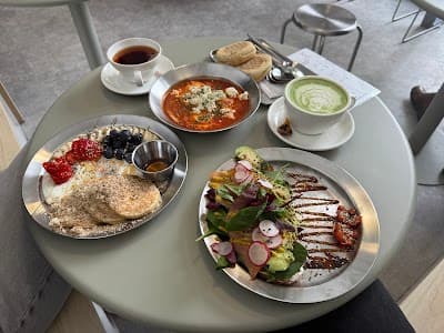 3st Coffee Roasters atmosphere
