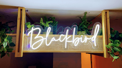 Blackbird Coffee Corner - Sagrada Familia atmosphere