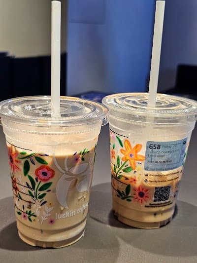 luckin coffee - Dairy Farm Mall coffee