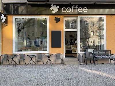 Interior of PUZZLE COFFEE & PASTRY (life is too short for bad coffee in Berlin