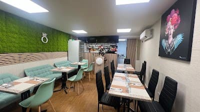 Interior of Brunch & Cocktails in -326 Lisboa
