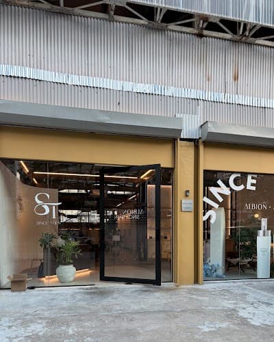 Interior of Since Then in Wilayah Persekutuan Kuala Lumpur