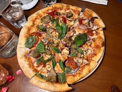 Classic Pizza Restaurant