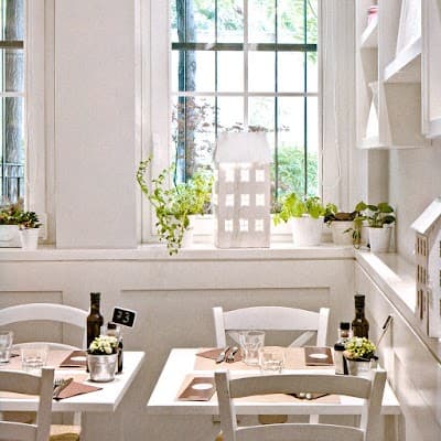 Interior of Biancolatte in Milano MI