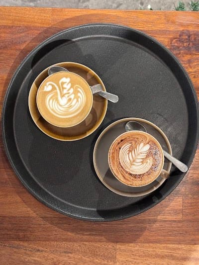 Home Coffee & Studio atmosphere