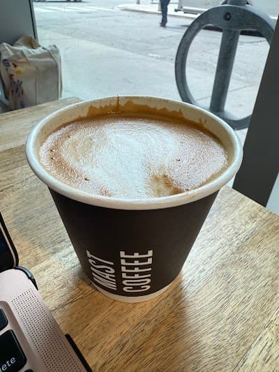 Mast Coffee atmosphere