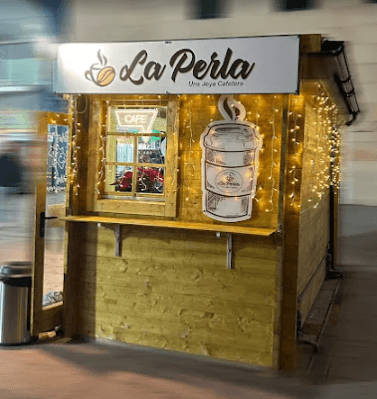 Interior of La Perla Take Away in Madrid