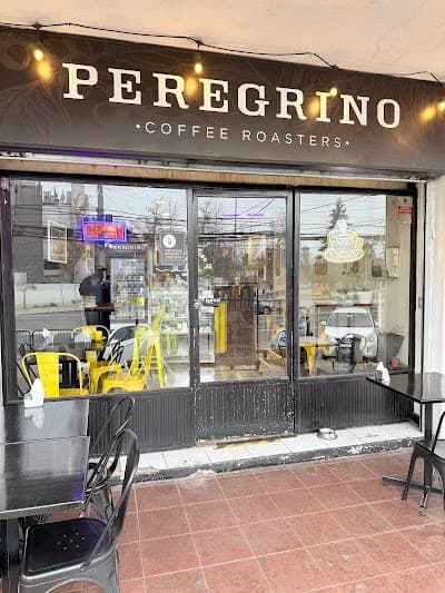 Interior of Peregrino Coffee Roasters in Región Metropolitana