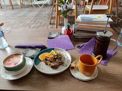 Luna Cafe Art Shop coffee