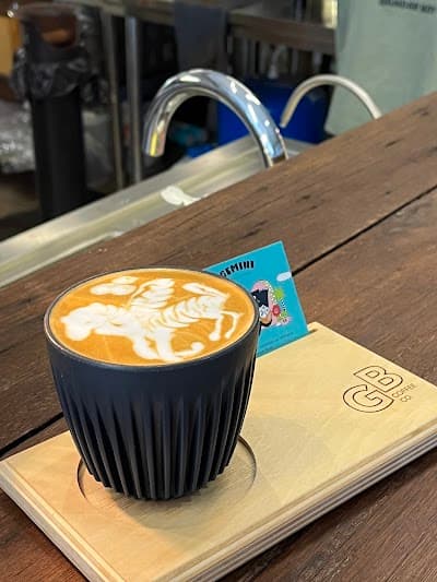 Ghostbird Coffee Company atmosphere