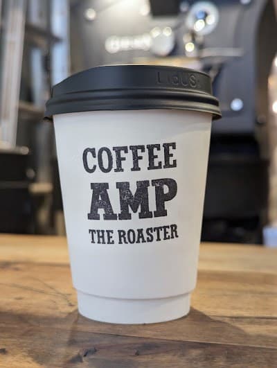 Interior of COFFEE AMP THE ROASTER in Tokyo 166-0003