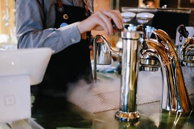 Phil & Sebastian Coffee Roasters - Simmons Building Cafe atmosphere
