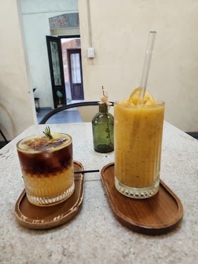 COFI BRUNCH & CAFÉ DE ESPECIALIDAD coffee
