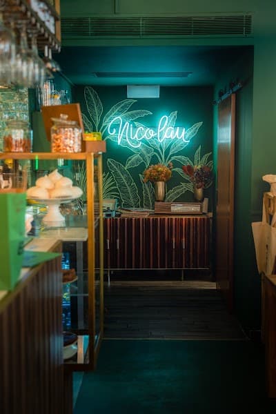 Nicolau Cafe atmosphere